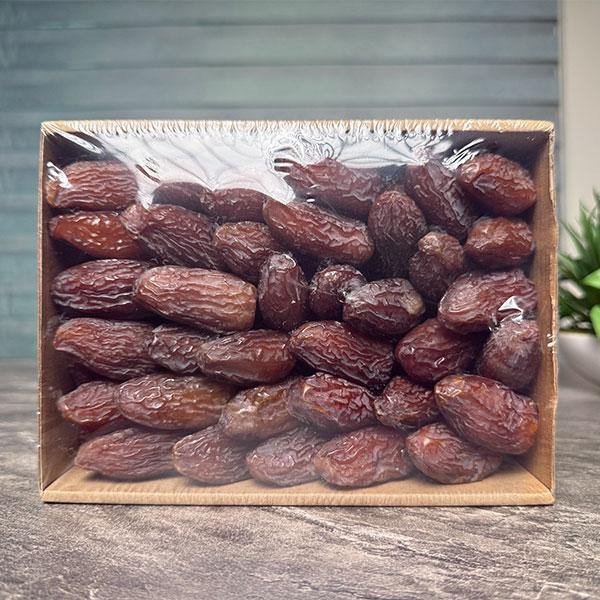 Egyptian Medjool Dates Medium 1kg two